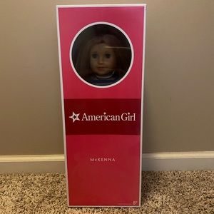 American Girl Doll (Doll of the Year 2013 McKenna)